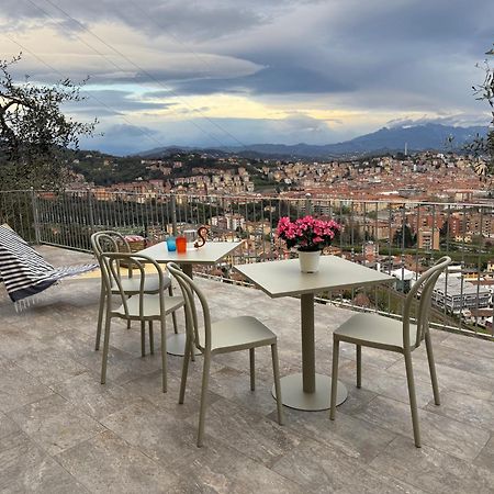 88 Miglia Acomodação com café da manhã La Spezia Exterior foto