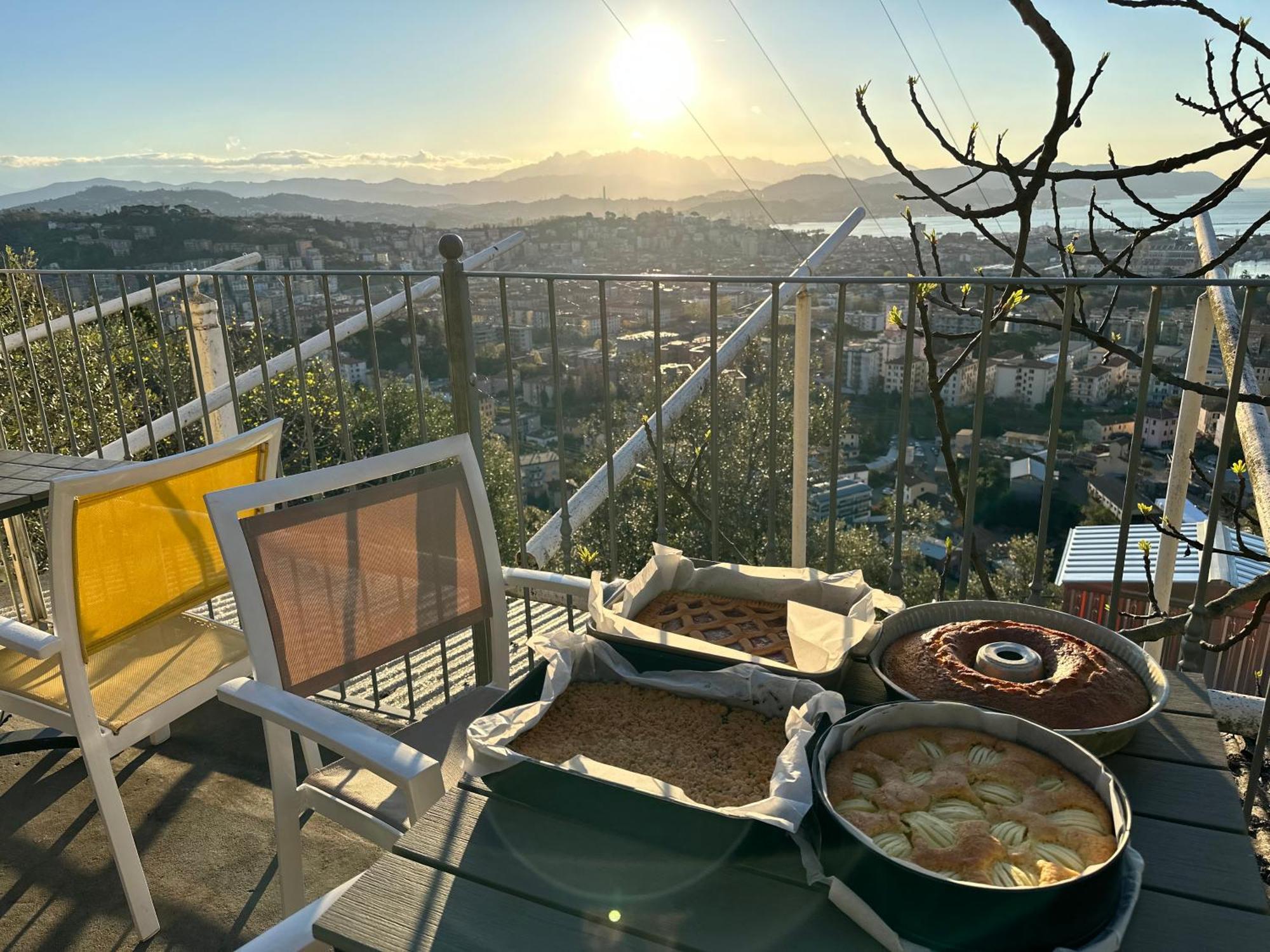 88 Miglia Acomodação com café da manhã La Spezia Exterior foto